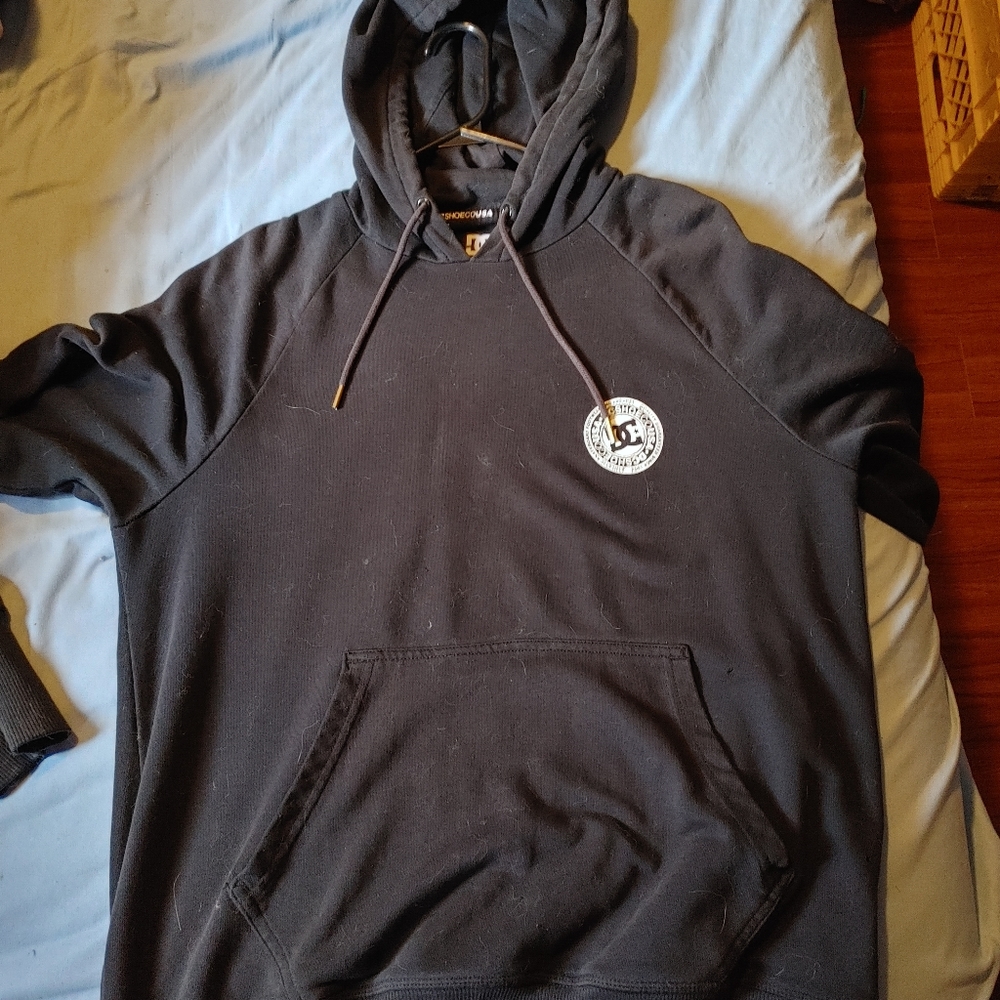 Black DC pullover hoodie